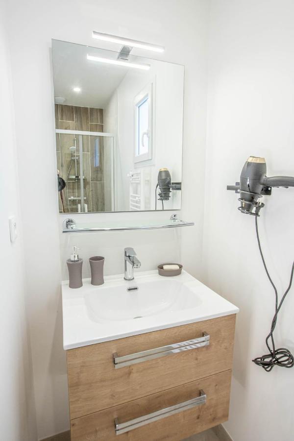 Le Vaisseau Maison Avec Piscine/Parking/Wifi/Plages 5Kms Les Mathes Bagian luar foto