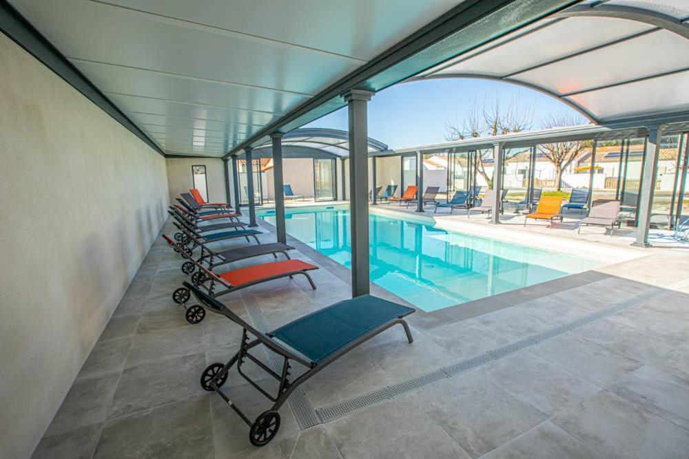 Le Vaisseau Maison Avec Piscine/Parking/Wifi/Plages 5Kms Les Mathes Bagian luar foto